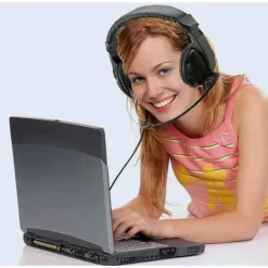 Adesso Xtream H5 - 3.5mm Stereo Headset with Microphone - Noise Cancelling - Wired- Lightweight