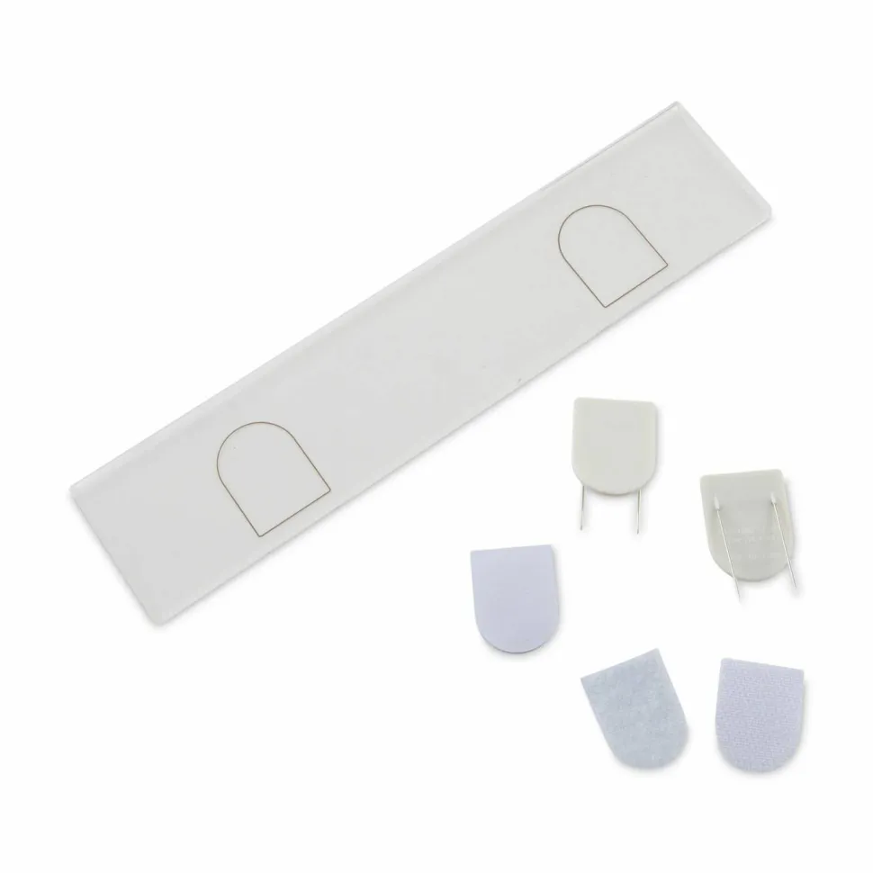 Advantus Panel Wall Sign Holder, 9"W x 2"H, Clear