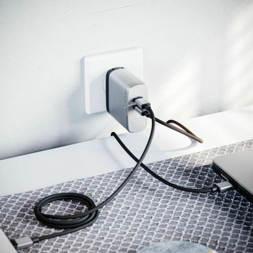 Alogic Power Adapter