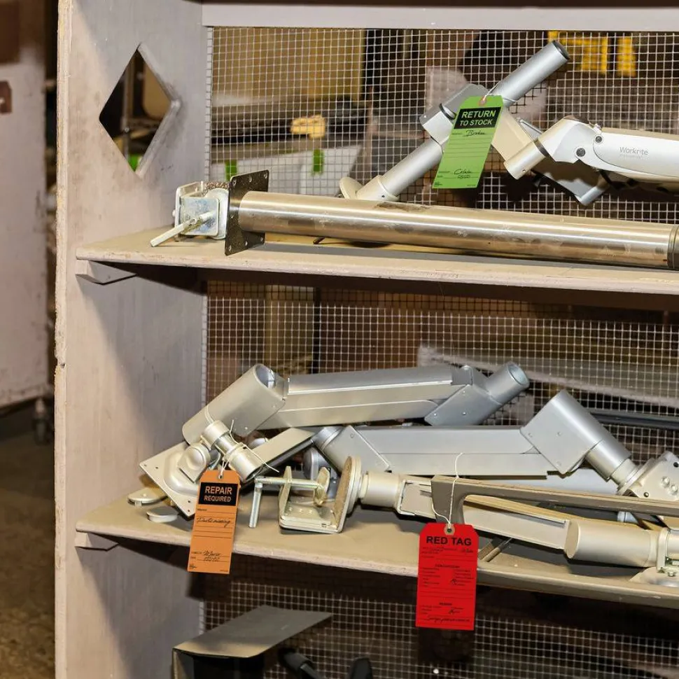 Avery Preprinted REPAIR REQUIRED Repair Tags