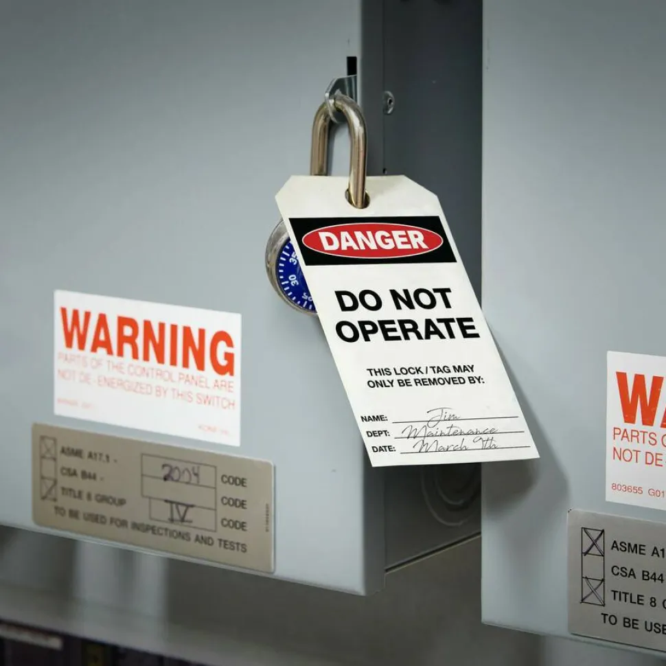 Avery UltraDuty Hazard Warning Tag Kit