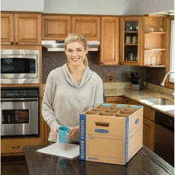 Bankers Box SmoothMove Kitchen Moving Kit with Dividers + Foam, Half Slotted Container (HSC), Medium, 12.25