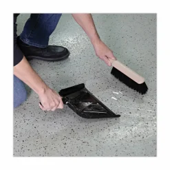 Boardwalk Counter Brush, Black Tampico Bristles, 4.5