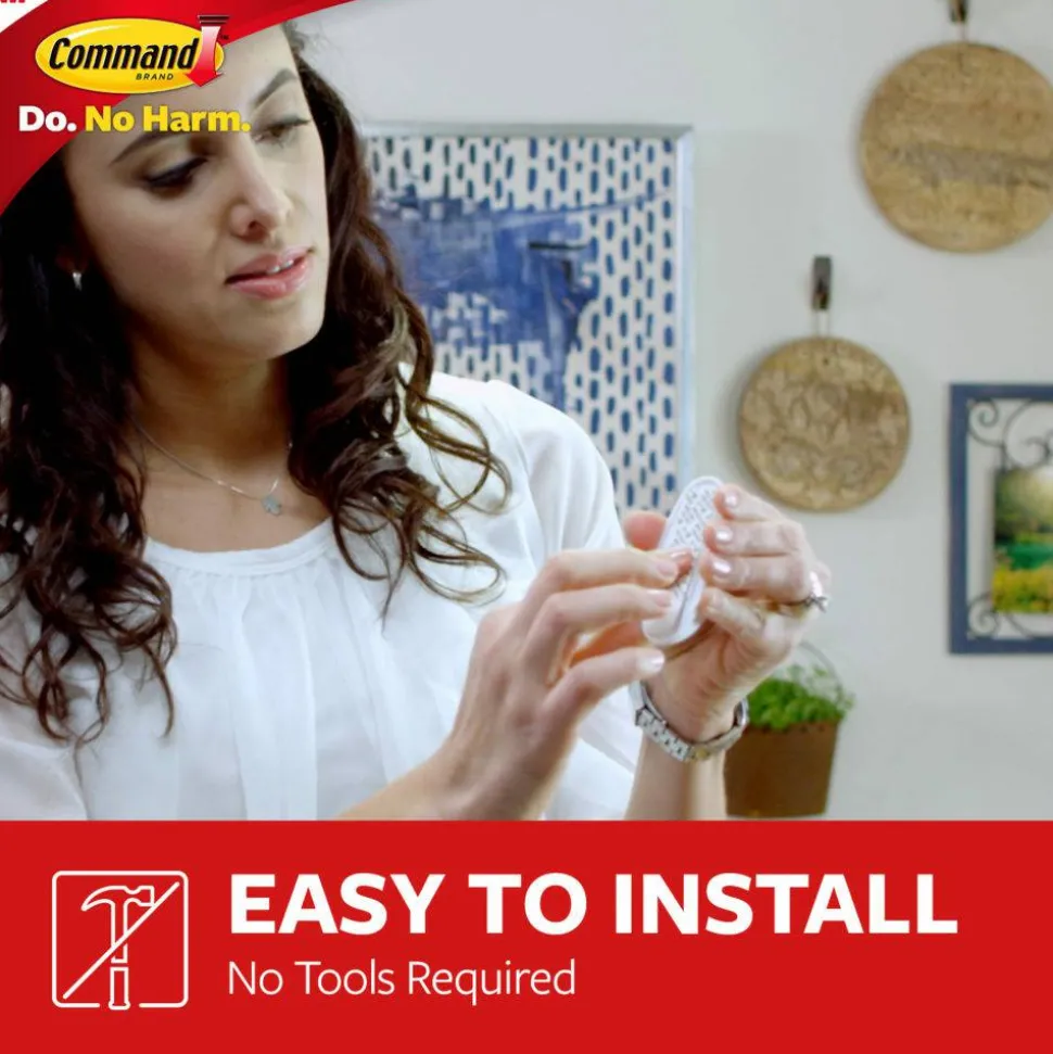Command Medium Hooks, 6 Hooks, 12 Adhesive Strips, Damage Free Hanging Picture Hangers, No Tools Wall Hanging Strips