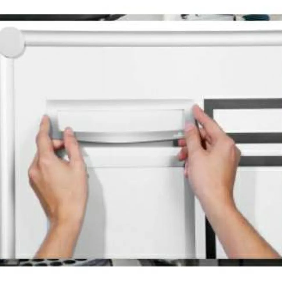 Durable DURAFRAME Magnetic Plus Sign Holder, 8.5 x 11, Silver Frame, 2/Pack