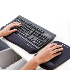 Fellowes PlushTouch Mouse Pad With Wrist Rest, Black
