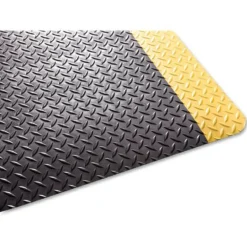 Genuine Joe Safe Step Anti-Fatigue Mat, 2' x 3', Black/Yellow
