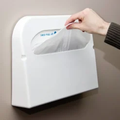 Hospeco Discreet Seat Half-Fold Toilet Seat Covers, White, 250 Sheets Per Pack, Case Of 20 Packs