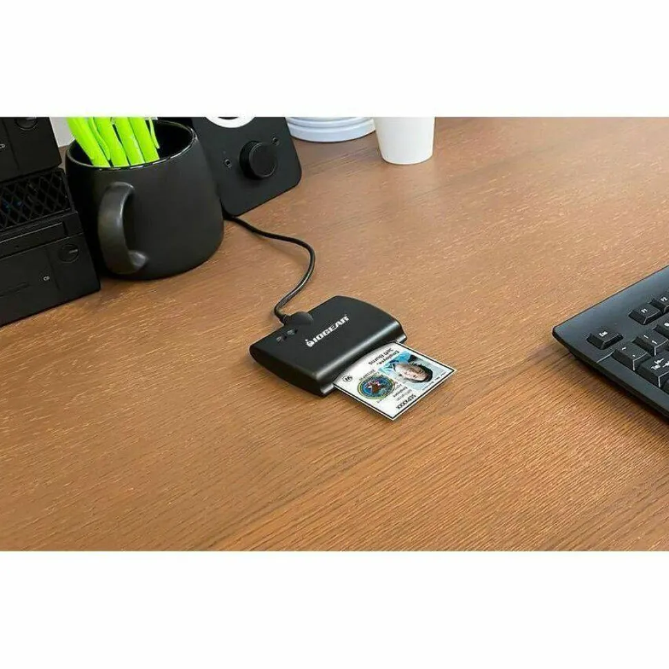 IOGERA USB Common Access Card Reader (TAA compliant)