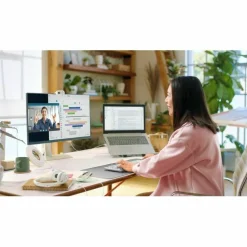 Logitech Brio 100 Full HD Webcam for Meetings and Streaming, Auto-Light Balance, Built-In Mic, Privacy Shutter, USB-A, Off-White