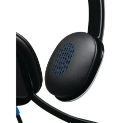 Logitech H540 USB Headset with Noise-Cancelling Mic