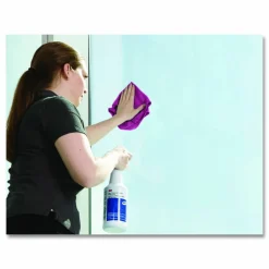 3M Glass Cleaner and Protector Concentrate, 2 L Bottle, 4/Carton