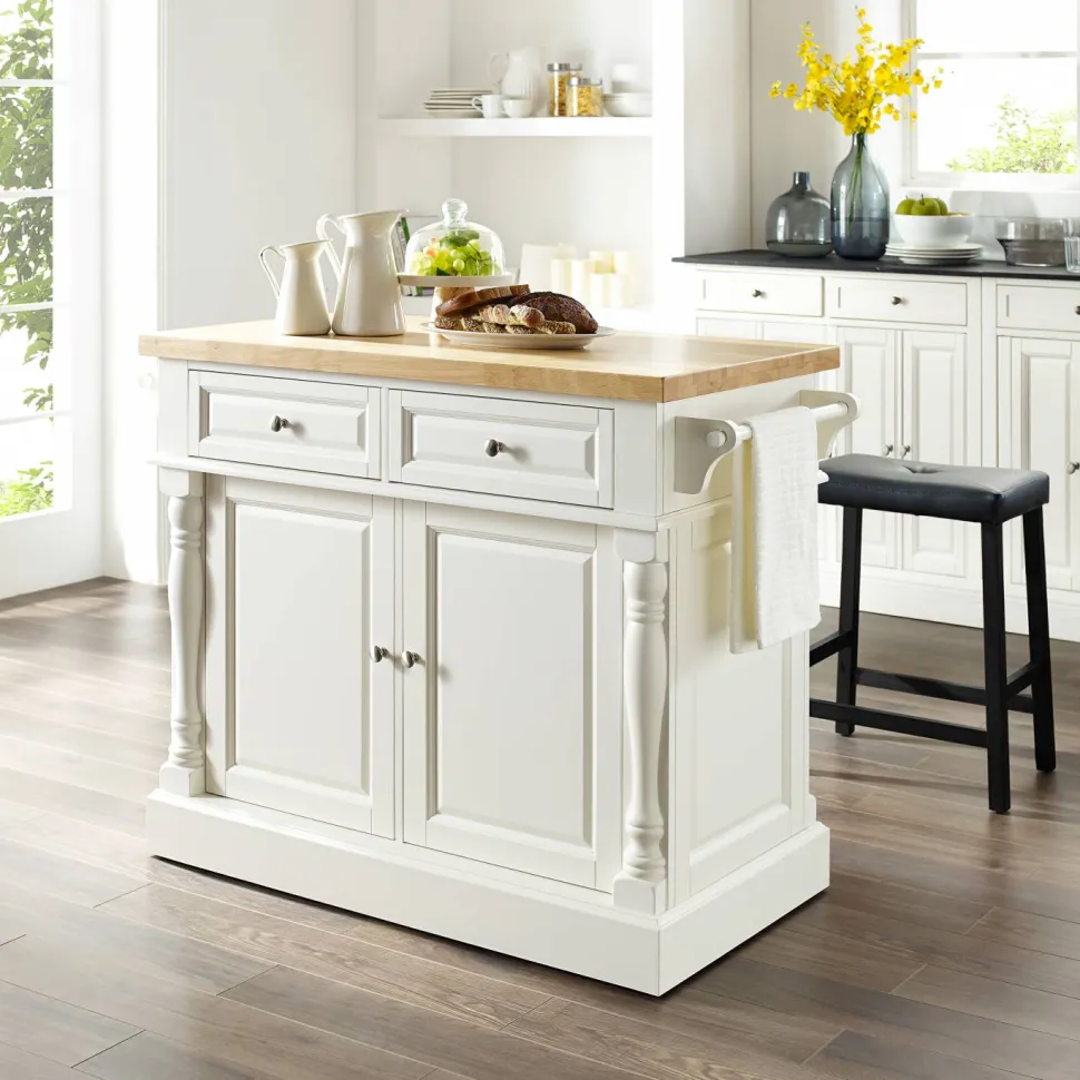 Oxford Kitchen Island W/Upholstered Saddle Stools