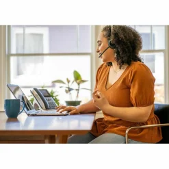 Poly Voyager 4320 USB-C Headset