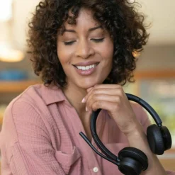 Poly Voyager 4320 USB-C Headset