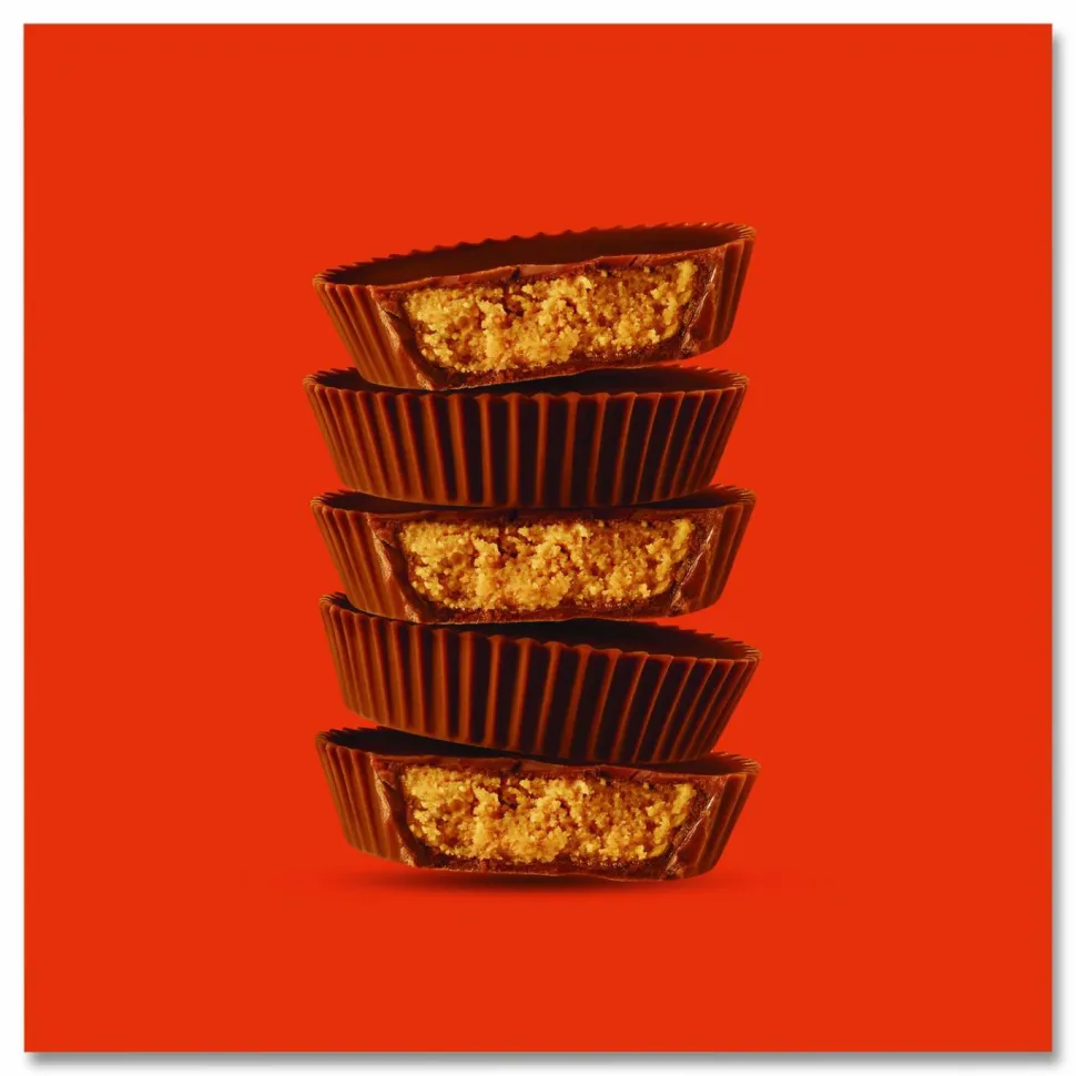 Reese's Snack Size Peanut Butter Cups, Jumbo Bag, 19.5 oz Bag