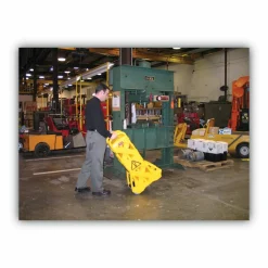 Rubbermaid Commercial Portable Mobile Safety Barrier, Plastic, 13ft x 40