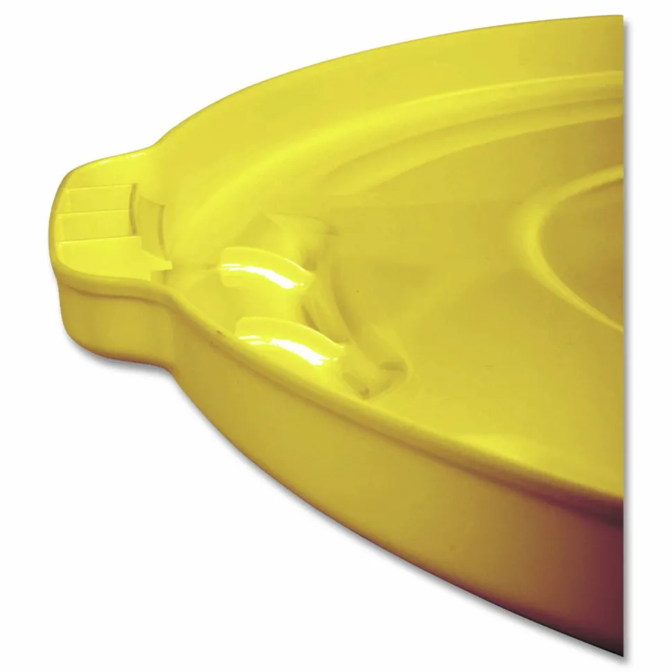 Rubbermaid Commercial BRUTE Self-Draining Flat Top Lids for 32 gal Round BRUTE Containers, 22.25" Diameter, Yellow
