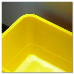 Rubbermaid Commercial Glass/Window Cleaning Bucket and Lid, 6 gal, Yellow