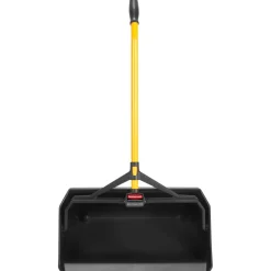Rubbermaid Commercial Maximizer Heavy-Duty Stand Up Debris Pan, 20.44 x 29, 32