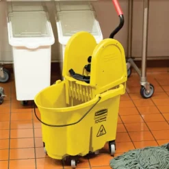 Rubbermaid WaveBrake Plastic Commercial Bucket With Wringer, 35 Qt, 33 3/4