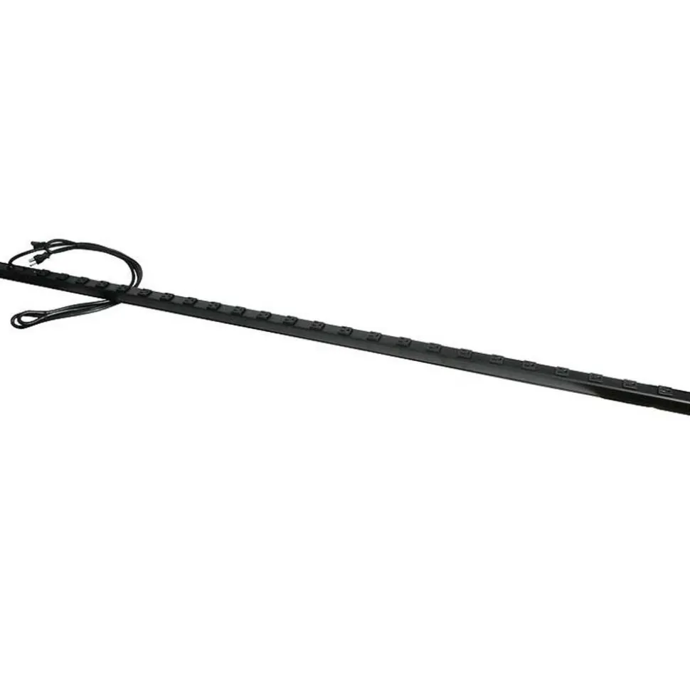 StarTech.com 24 Outlet 120V 15A Rack mount Power Strip