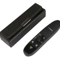 StarTech.com Wireless Presentation Remote with Green Laser Pointer - 90ft)