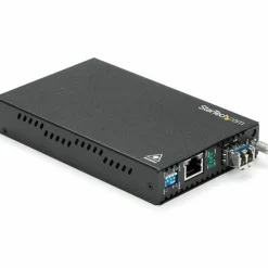 StarTech Gigabit Ethernet Copper-to-Fiber Media Converter, SM LC, 20 km, Ethernet Media Converter, GbE Converter, TAA