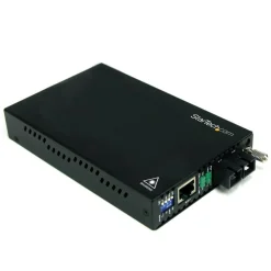 StarTech 10/100 Mbps Single Mode Fiber Media Converter SC 30 km, TAA