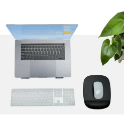 StarTech Mouse Pad with Hand Rest, 6.7x7.1x 0.8in (17x18x2cm), Ergonomic Mouse Pad w/Wrist Support, Non-Slip Base, Gel Mouse Pad, TAA