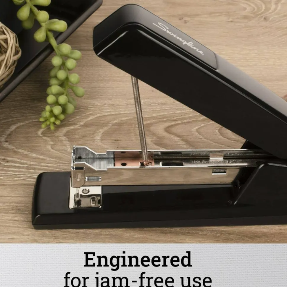 Swingline 747 Classic Stapler, 20 Sheets Capacity, Black