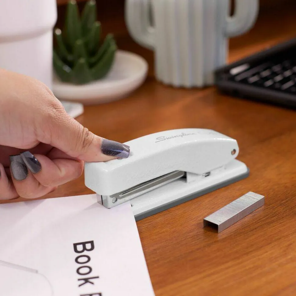 Swingline Cub Compact Stapler