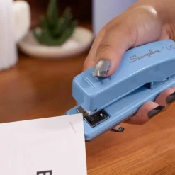 Swingline Cub Compact Stapler
