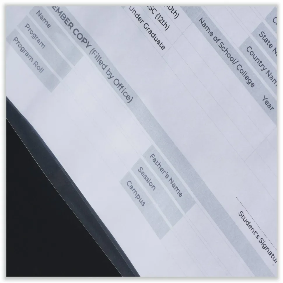 Universal Standard Sheet Protectors, Medium-Duty, Side: 3-Hole Punched, Top Load 8.5 x 11 Insert, Nonglare Clear Front, 50/Pack